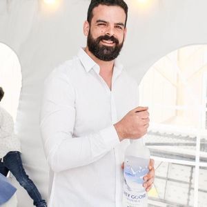 Meet your Posher, Mike